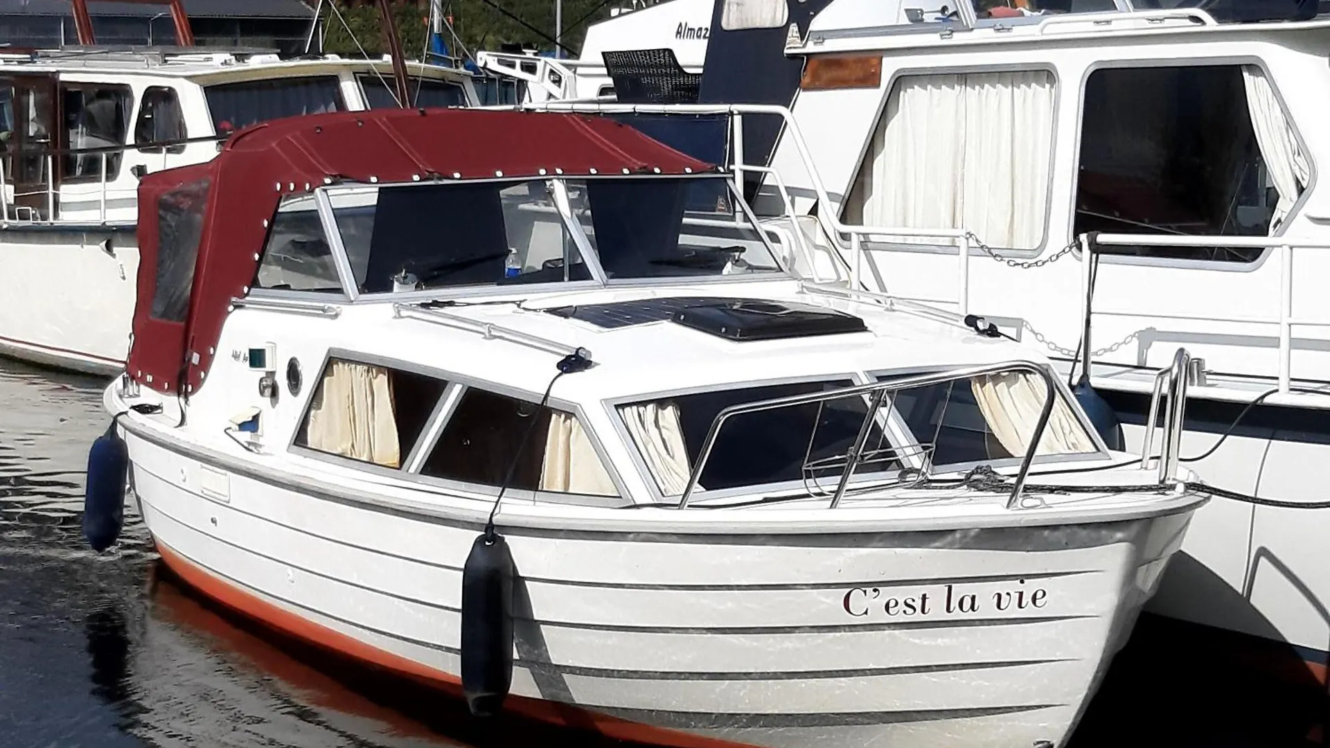 Motor Yacht Amazone location